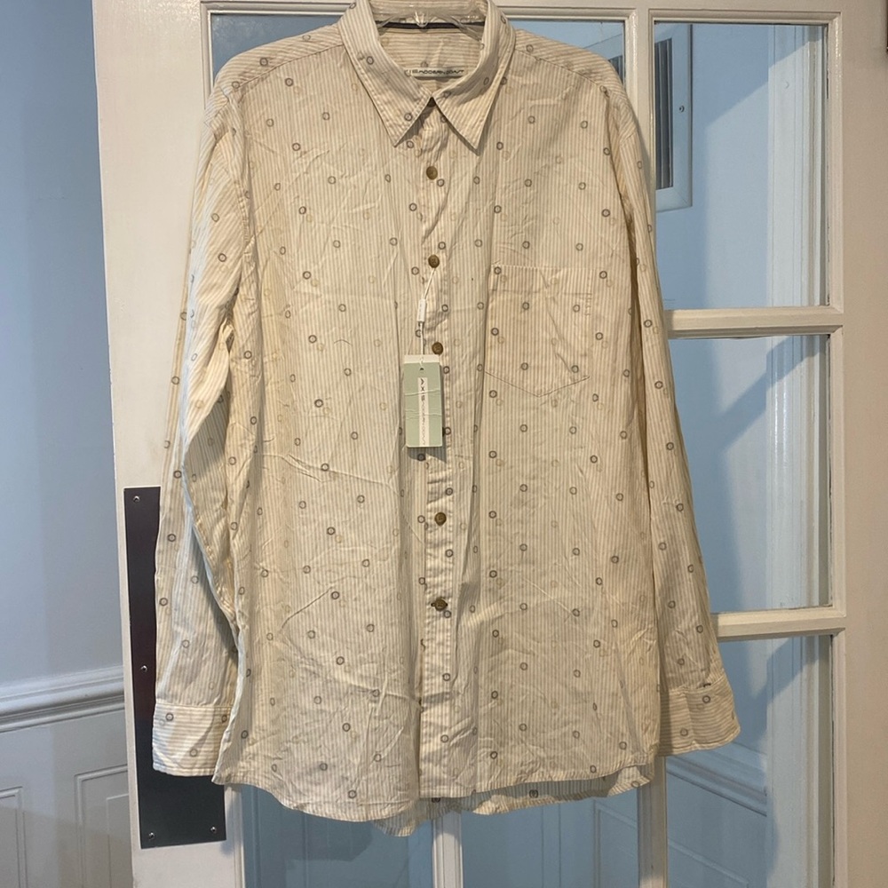 Axis size XL Shirt New With Tags